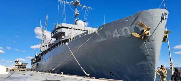 The forward-deployed US Navy submarine tender USS Frank Cable has arrived in Brisbane, Australia, for a scheduled port visit 26 July, 2025. 

Credit: Kylie Leonard