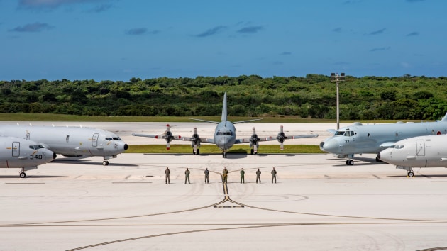 The United States Navy P-8 Poseidon, the Indian Navy P-8 Poseidon, the Royal Canadian Air Force CP-140 Aurora, the Japan Maritime Self-Defense Force Kawasaki P-1 and a Royal Australian Air Force P-8A Poseidon, and representatives from each nation on the flight line in Guam whilst deployed for Exercise Sea Dragon.
Credit: Defence