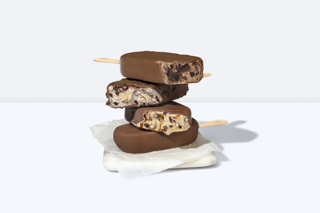 Australian dairy cooperative, Norco, has launched its new premium ice cream range, which the company says has the biggest inclusions of any individual ice cream stick on the market.
Source: Norco