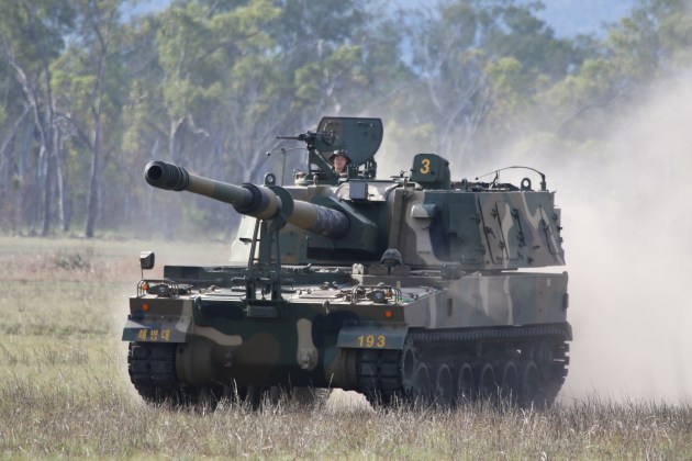 The Republic of Korea Marine Corps demonstrated sustained fore from two K9A1 Thunder units during the multi-national live fire demonstration. 
Credit: Nigel Pittaway