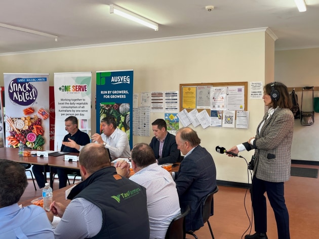 Leading vegetable growers, industry and federal political figures gathered in Tasmania yesterday (15 April) at the AUSVEG Future-Proofing the Fresh Vegetable Supply Chain Forum, aiming to address the key challenges facing the vegetable industry.
Source: AUSVEG