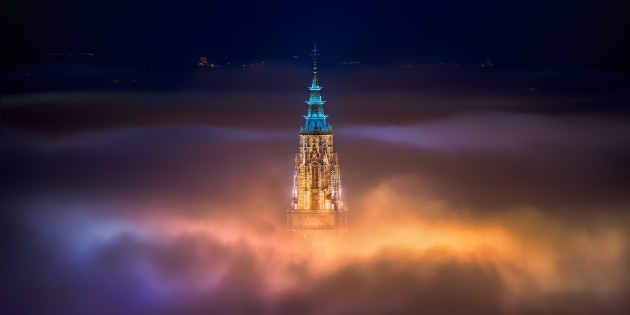 &copy; Jesus M. Garcia. 5th Place. Open category &ndash; Built Environment/Architecture.
"During several years i have been travel to Toledo City (I live around 20 minutes) to take photo that I dreamt of. Many years, many trips to Toledo City, and when i arrived to Toledo, foggy was hard, light or high&hellip;back to home, again. Last year at last I got what I was looking for&hellip;foggy was perfect, when I was shooting, my head telling me. YES!! This time YOU DID IT!!!"