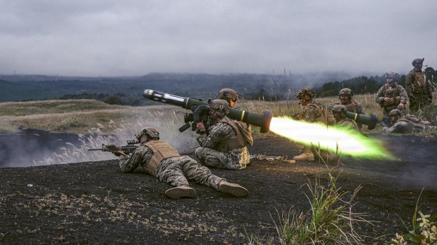 US Marines with Battalion Landing Team 1st Battalion, 7th Marine Regiment, 31st Marine Expeditionary Unit, fire the FGM-148 Javelin during live-fire training at Combined Arms Training Center, Camp Fuji, Japan.

Credit: US Marine Corps / Lance Cpl. Victor Gurrola