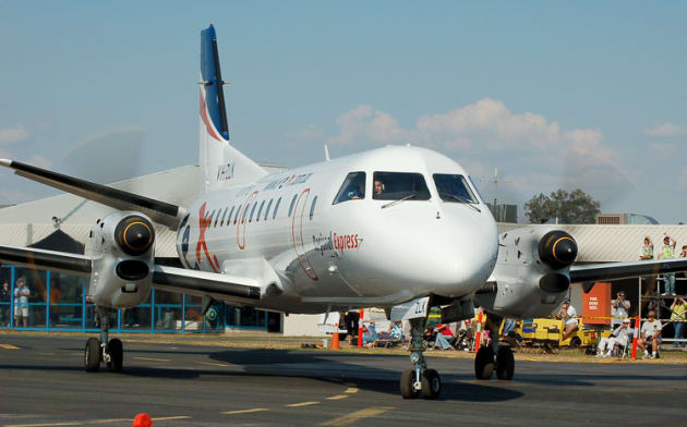 A REX SAAB 340 at Albury Airport. (Steve Hitchen)