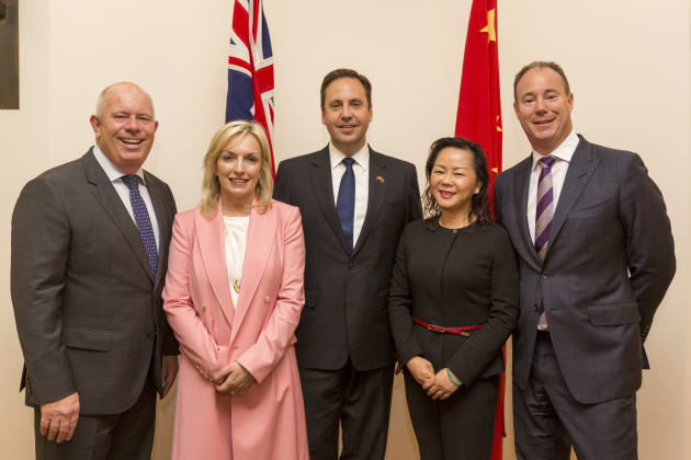 Bob Black (CEO, StarTrack), Christine Holgate (CEO, Blackmores), Steve Ciobo MP (Minister for Trade, Tourism and Investment), Maggie Zhou (Managing Director, Alibaba Group, ANZ), and Luke Sayers (CEO, PwC).