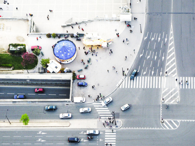 &copy; Andrea Sabtini. Le monde en miniature.