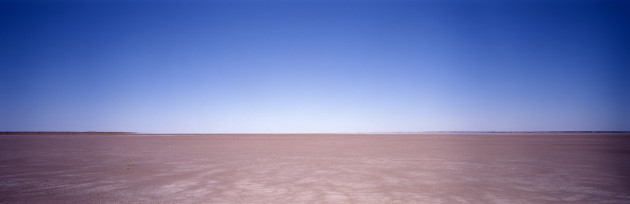 &copy; Ben Storrier. Lake Eyre, 2001.