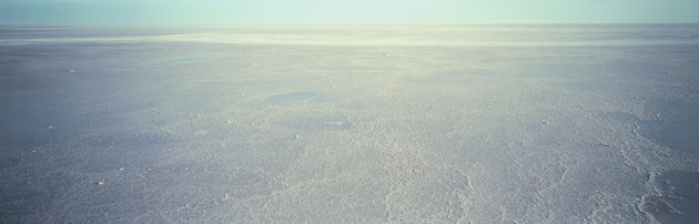&copy; Ben Storrier. Lake Eyre, 2001.