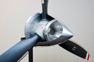 McCauley's light-weight Blackmac composite propeller. (Textron Aviation)