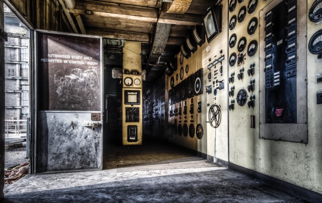 This is the Boilerhouse control room. It must have been 10-15 metres of dials and switches. This room drove the boilerhouse. &copy; Brett Patman