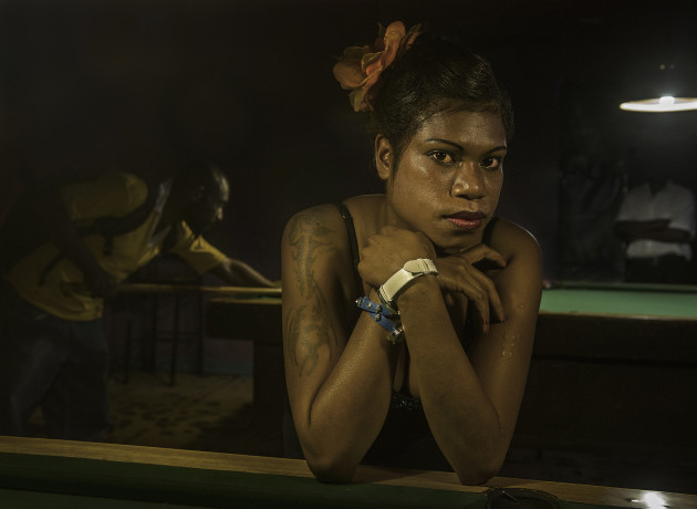 &copy; Brian Cassey. DISKO MERI, PNG Bar Girl.