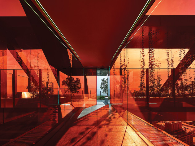 Central Park, Sky Terrace Entrance Walk.
Client: Frasers. Agency: Frost. &copy; Murray Fredericks.