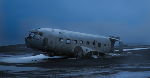 On Saturday, 24 November, 1973 a
United States Navy airplane was forced to
land on S&oacute;lheimasandur&rsquo;s black sandy
beach in the south of Iceland. The crew
survived the landing and the airplane&rsquo;s
remains are still standing at the crash site. &copy; Jules Buckland.