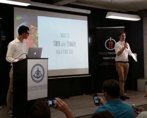 The team behind Chewsr pitch their idea at the #Hackfood event.