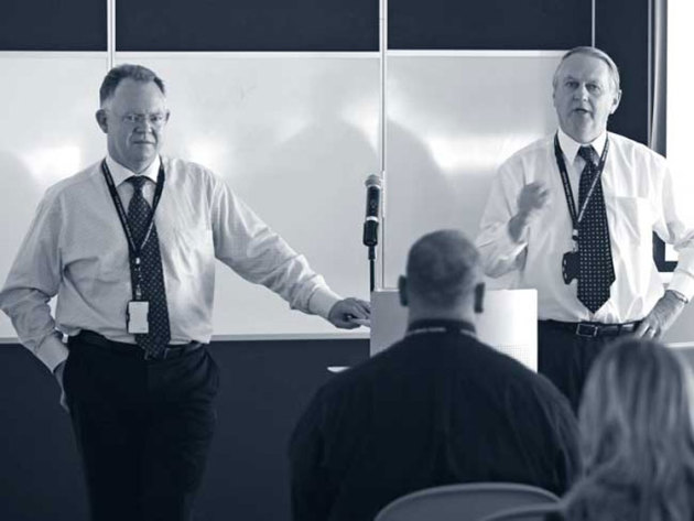 Shane Carmody (left) in his days as Deputy CEO of CASA with then CEO Bruce Byron (right). (CASA)