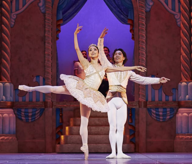 Chihiro Nomura and Gakuro Matsui in The Nutcracker. Photo: Sergey Pevnev.