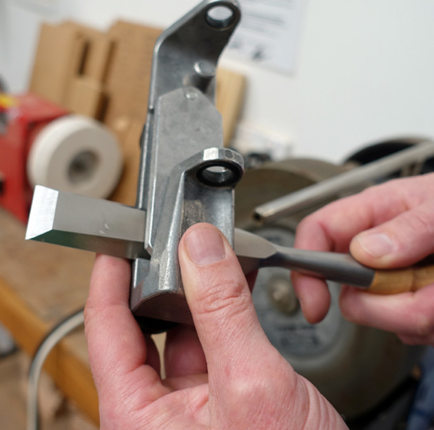 Damion Fauser will give a workshop in sharpening on August 22 at his Darra, Qld workshop.