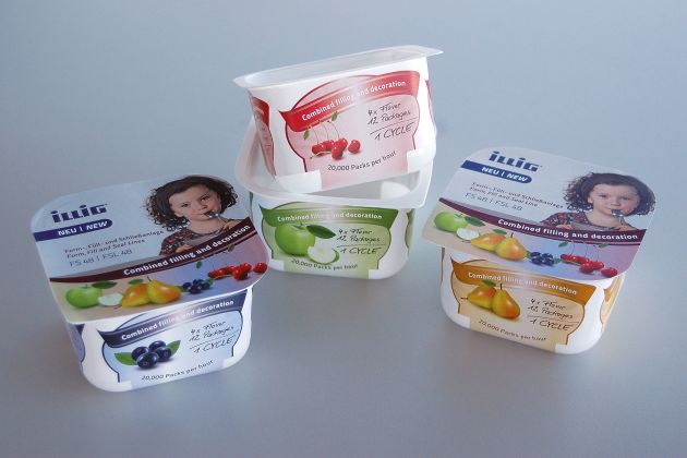 Deep-drawn IML trays have advantages over injection-moulded ones, as they can be produced faster and thinner and therefore more cheaply (image: Illig)