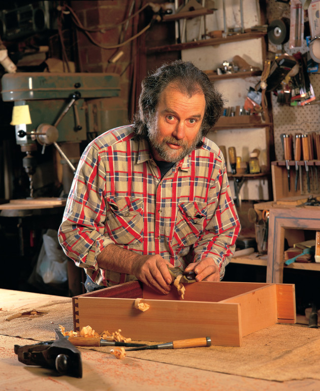 This portrait of Greg Collins by Steven Blakeney appeared on the cover of issue 34 of Australian Wood Review in 2002.