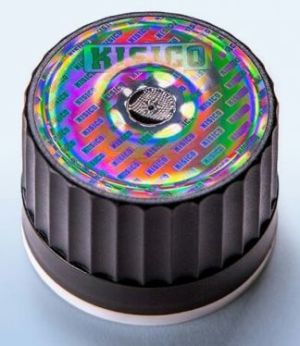 The hologram has been fully integrated into the production process of the cap.