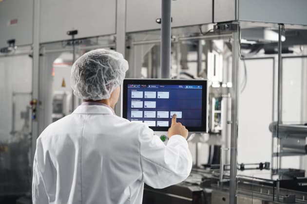 A major new feature of the Bosch HMI 4.0 are its guided workflows, which automatically lead operators through each of the production steps.