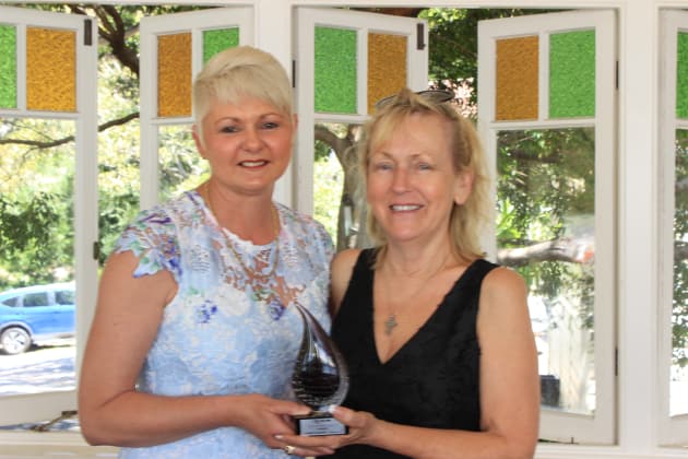 Dianne Ruggeri (left) and Ros Anderson