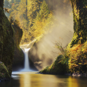 Punchbowl Falls, Columbia River Gorge, Oregon, USA, after dawn with light streaming above the falls, by Dylan Toh. Canon EOS 5D Mk III, 70-200mm f/2.8 II lens. Five exposures from 0.3s to 5s @ f/16 ISO 50.