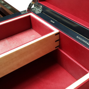 Rolls-Royce inspired console box interior by Boucher & Co.