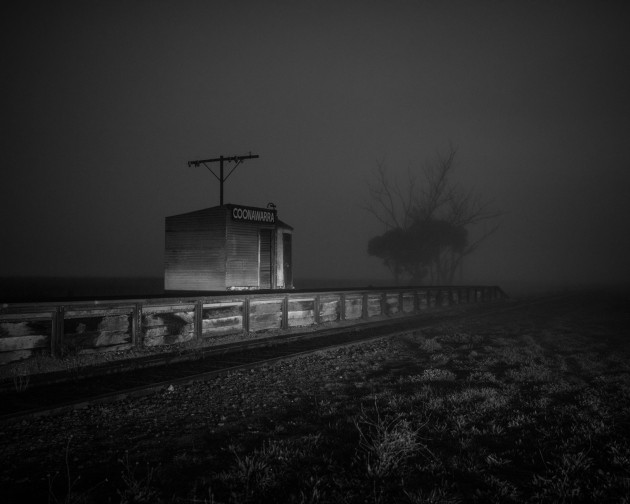 &copy; Simon Harsent