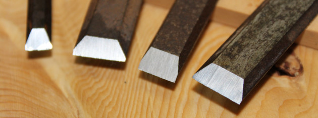 Collection of chisels ground on the Scheppach W859.