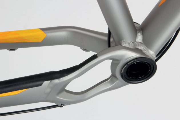 Specialized Fuse Pro - Mountain Biking Australia magazine