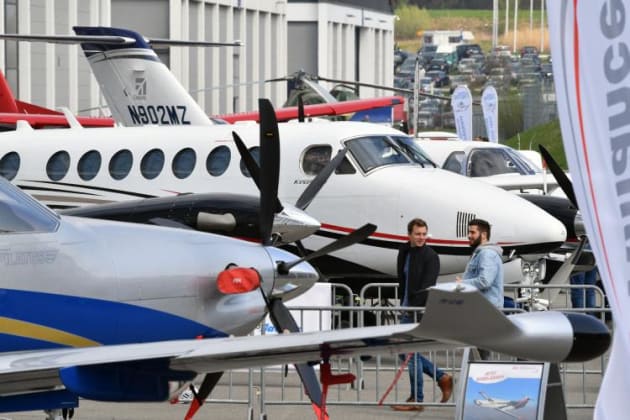 The static display had plenty of high-end people carriers to drool over. (AERO)