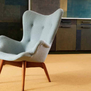 Grant Featherston, R160 Chair, c.1954. Timber frame, wool upholstery.
Image courtesty of Penrith Regional Gallery.