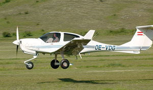 Diamond's DA40 Tundra Star has a beefier undercart to deal with rough terrain landings. (Diamond Aircraft)