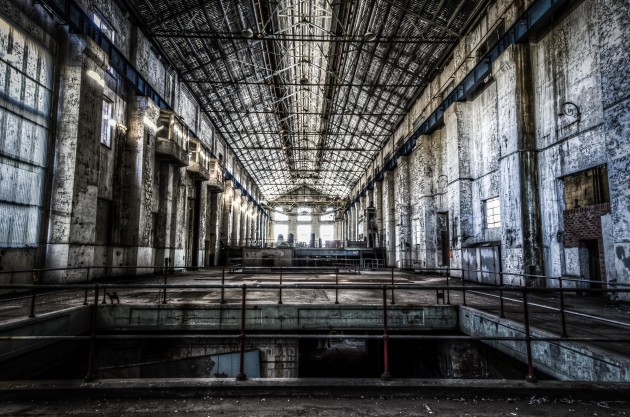 Turbine Hall. The turbine hall in all its glory. This is the big building you can see on Victoria Road. You can just see the only remaining turbine all alone at the back of the hall. &copy; Brett Patman