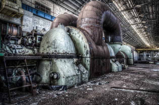 Turbine. There she is. I reckon this thing used to crank! Look at it! it's like some kind of twin turbo looking rocket! &copy; Brett Patman