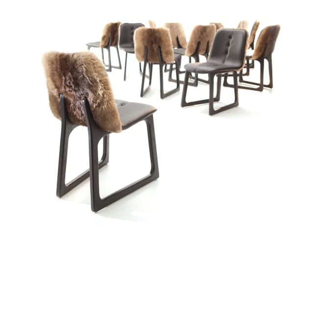 Ross Didier, Tiller Vue de Monde, 2010, hardwood timber, veneer moulded ply, polyurethane foam, leather and kangaroo pelt.