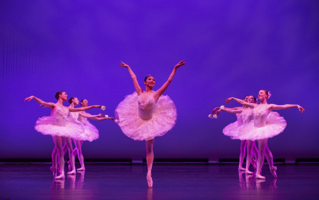 Level 8 student Emmanuelle Fairweather in 'Pas de(s) Fleurs'.