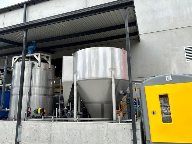 When a busy ready meals manufacturer needed a wastewater treatment system that would fit its limited floor space, it called on Aerofloat.
