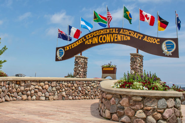 The entry arch for Airventure at Wittman Airport, Oshkosh, Wisconsin. (EAA)