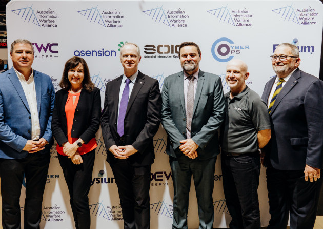 Photo (L-R): Anthony Allen &ndash; Director, Elysium EPL; Susan Close MP &ndash; Deputy Premier South Australia, Allan Dundas &ndash; CEO DEWC Services, Ian Spencer &ndash; CEO Asension, Craig Simpson &ndash; Commercial Manager - SOIO, Vice Admiral Russell Crane AO CSM RAN &ndash; Defence SA Advisory Board.
Credit: DEWC Services