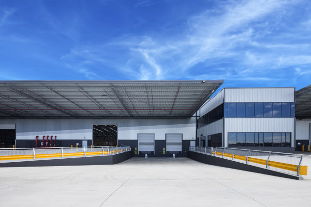 Hellmann Worldwide Logistics, Sydney Freezers and Beijer Ref are strengthening their supply chain capabilities and have committed to the construction of purpose-built facilities at a $450 million industrial estate at Bankstown Airport in Sydney&rsquo;s south west.