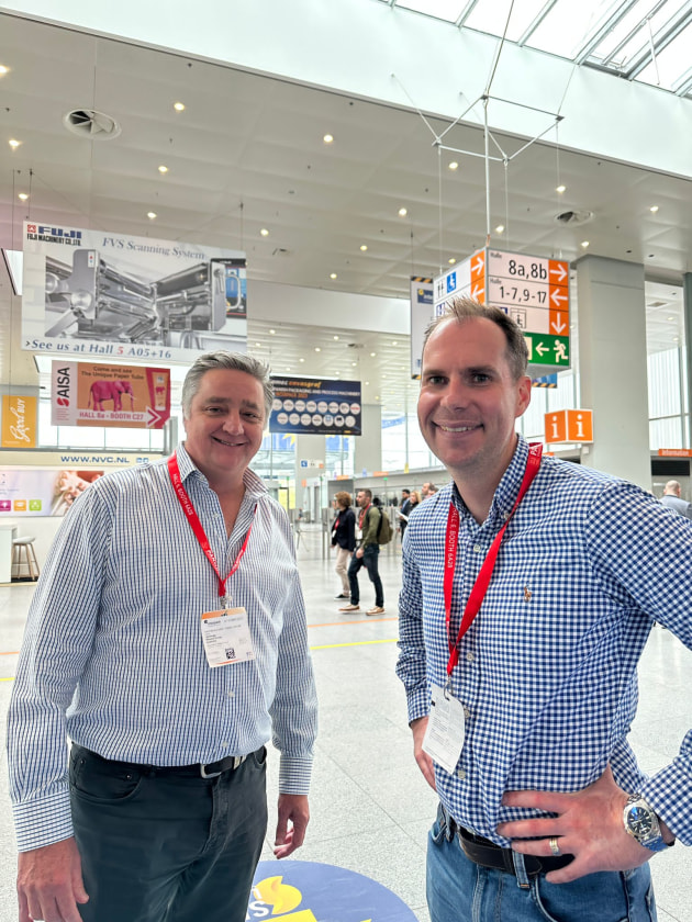 Andrew Jennings and James Poulson, Signet Group