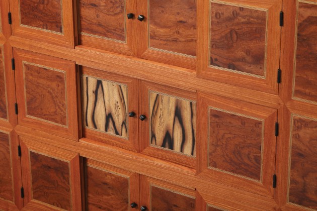 angojigi-front-cabinet
