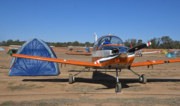 This CT4 was among many in the under-wing camping area. (Steve Hitchen)