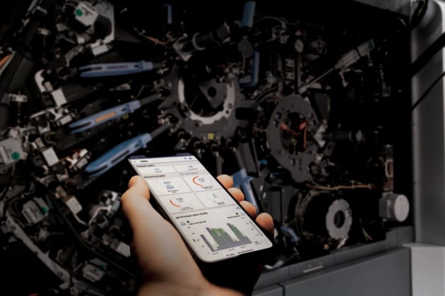 With AI, AR and xRServices, HP Indigo is providing instant diagnostic help.