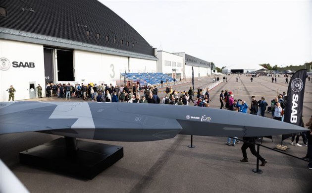 Saab has showcased a full-scale concept model of a future uncrewed combat air system at the Jubilee Air Show at Malmen Air Base in Link&ouml;ping, Sweden.

Credit: Saab