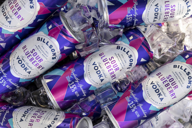 Billson's new vodka premix flavour is a throwback to the confectionary classics, sour blueberry clouds and sour blueberry straps. Image: Billson's