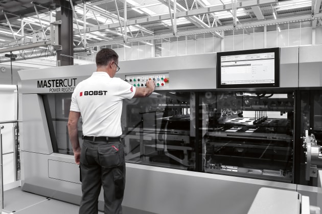 Digital: Bobst Mastercut die-cutting