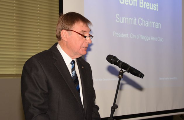 Geoff Breust addresses the AGAA general aviation summit at Wagga in 2018. (Steve Hitchen)